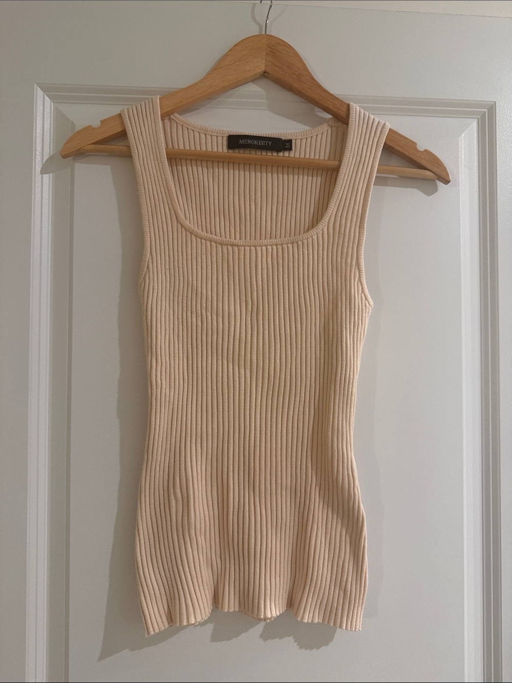 Miroketty Cream Ribbed Square-Neck Tank